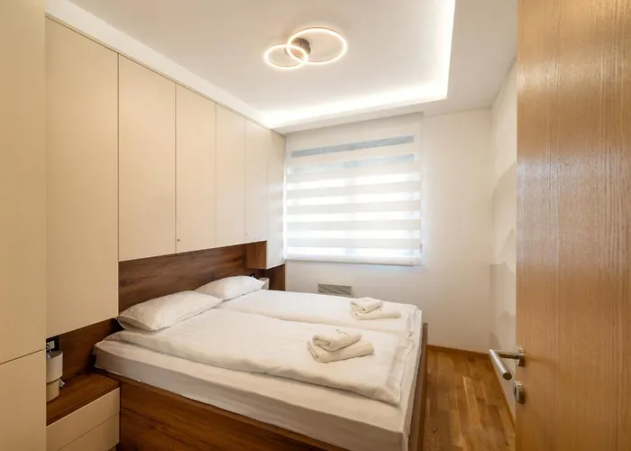 アパート Diamond House ズラティボール